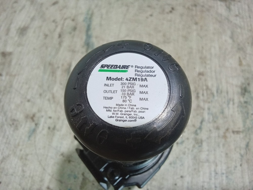 Speedaire 4ZM19A Air Pressure Regulator (O7B)