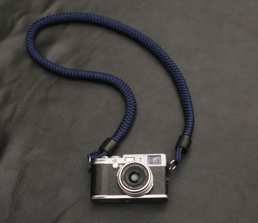 Navy blue hand knitting decompression camera strap