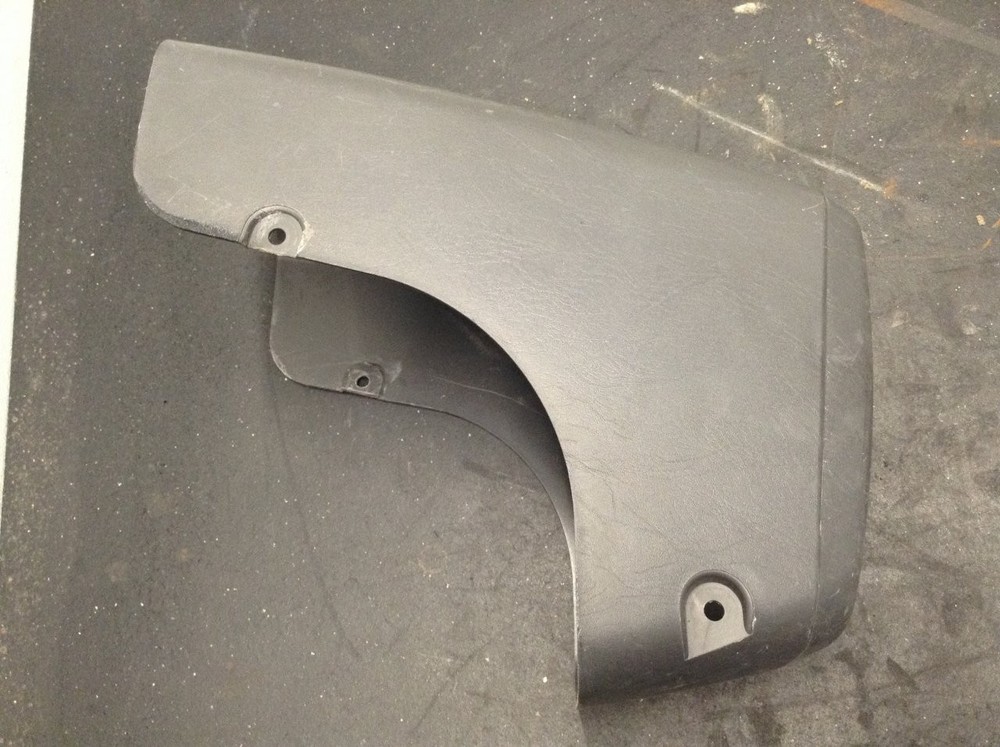 Chevrolet T6500 Cab Interior Part SHIFT TOWER SURROUND PANEL