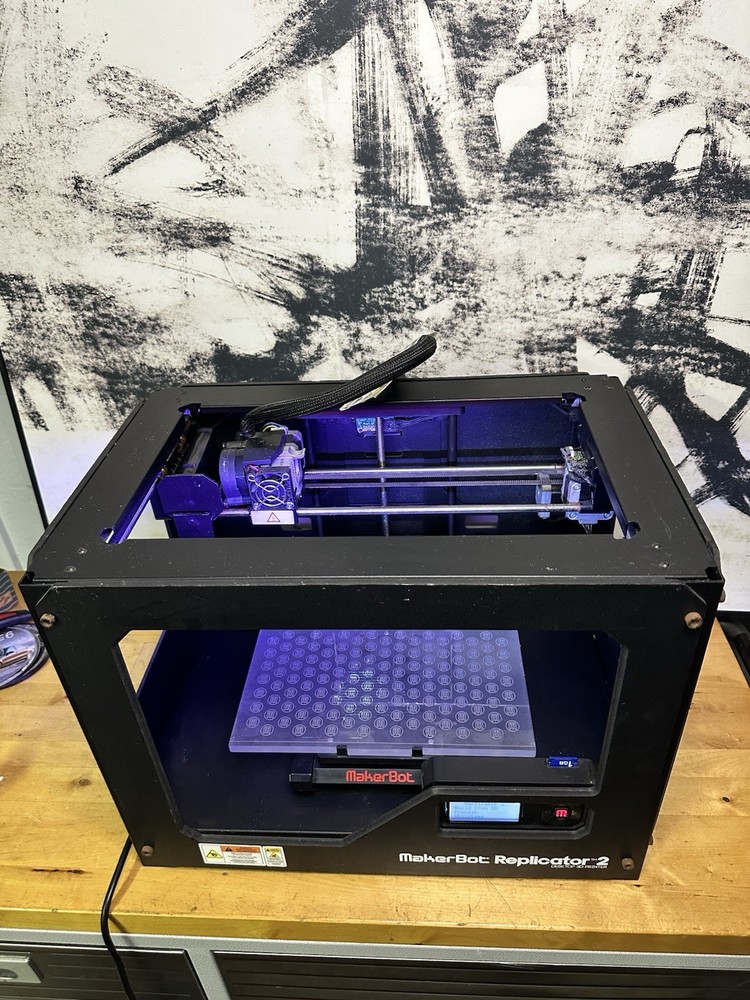 MakerBot Replicator 2 Desktop 3D Printer – Powers On, Untested, AS-IS