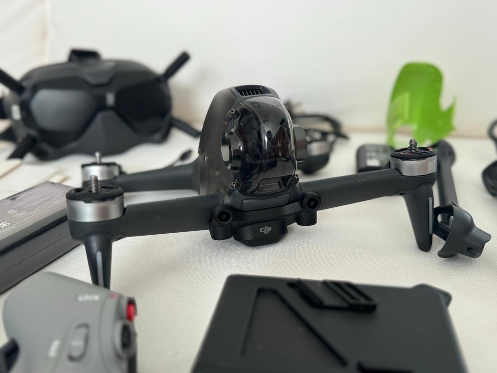 DJI FPV Combo Drone with Remote Control, Motion Controller, V2 Goggles