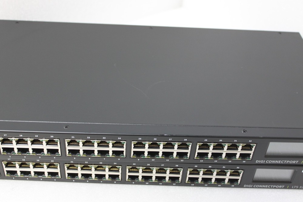 Digi ConnectPort Model LTS32 Console Server Terminal