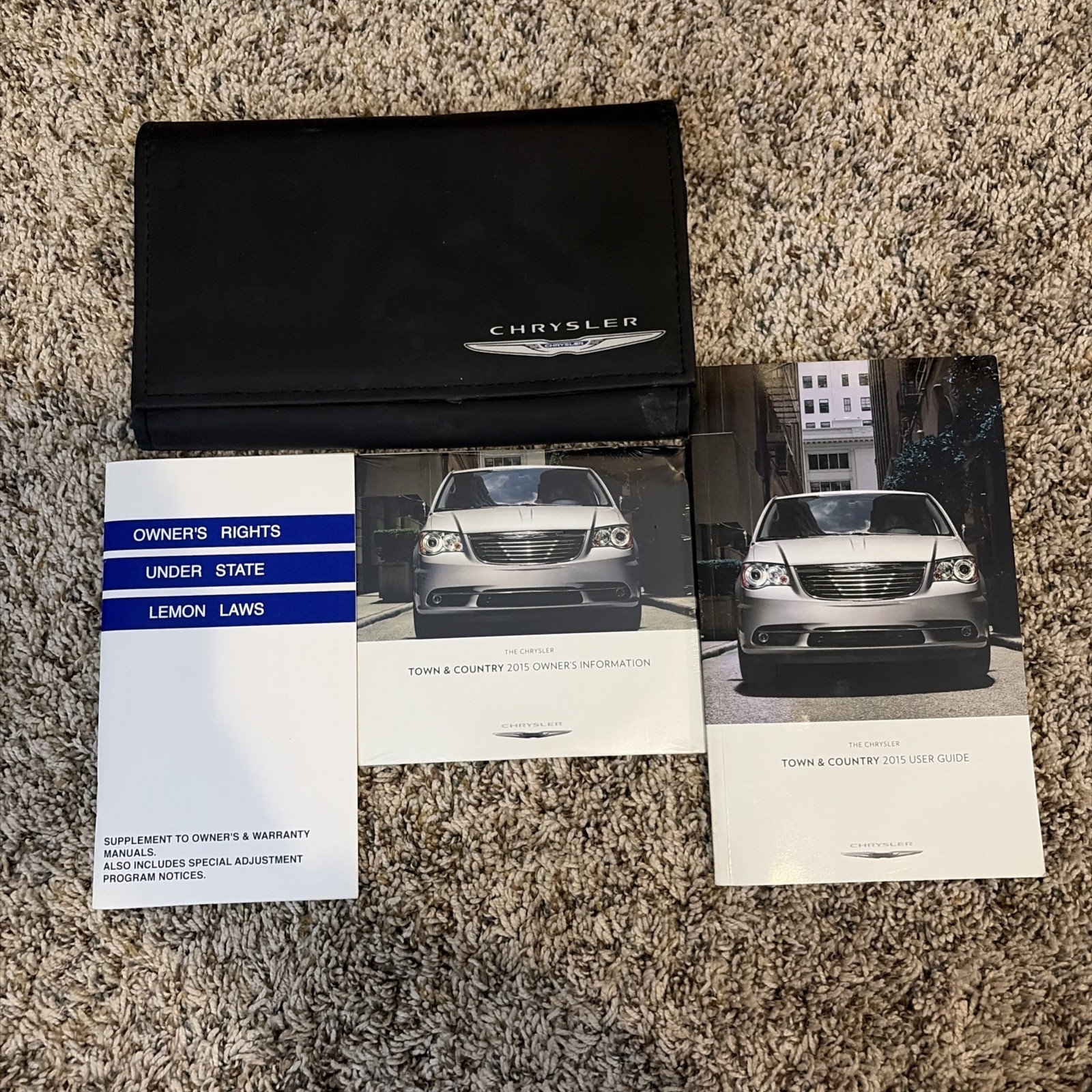 OEM 2015 Chrysler Town & Country Owners Manual w/ Case A6