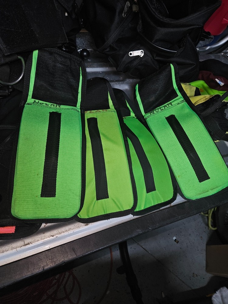 Dacor RIG 2 scuba diving Buoyancy Compensator Device (BCD)