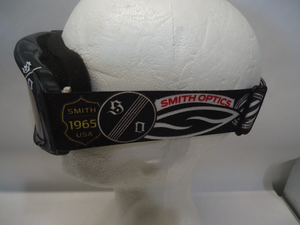 Smith Optics Ski Goggles Adjustable Ventilated Black Frame Motorcycle 1965