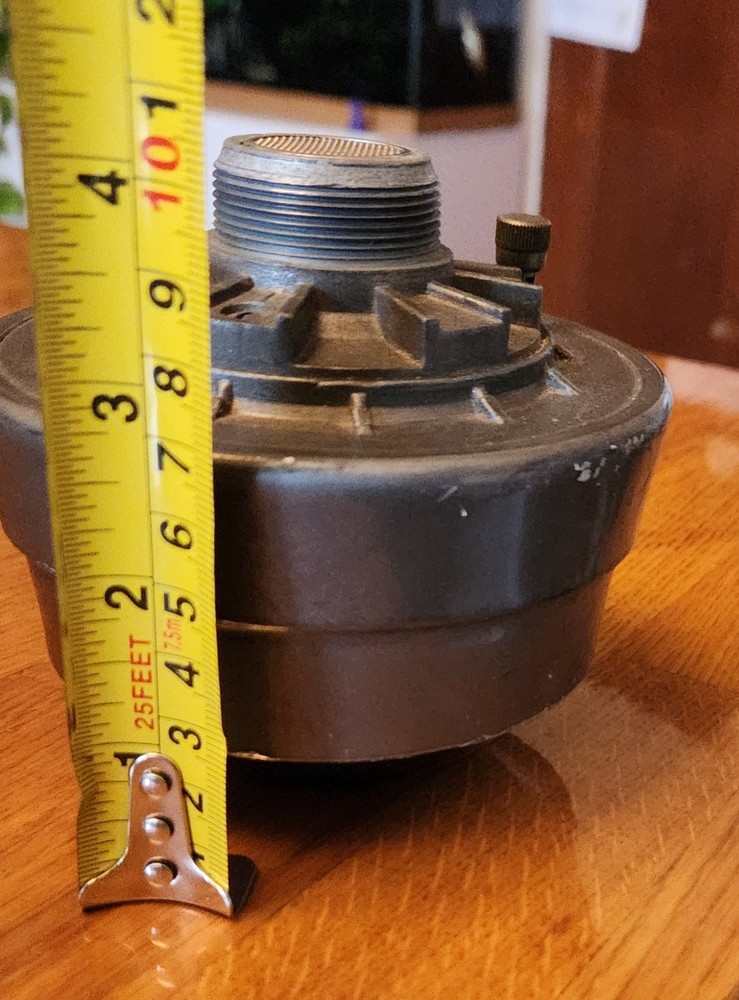 Pair, Racon Bidirectional Horns With Racon Drivers. Working