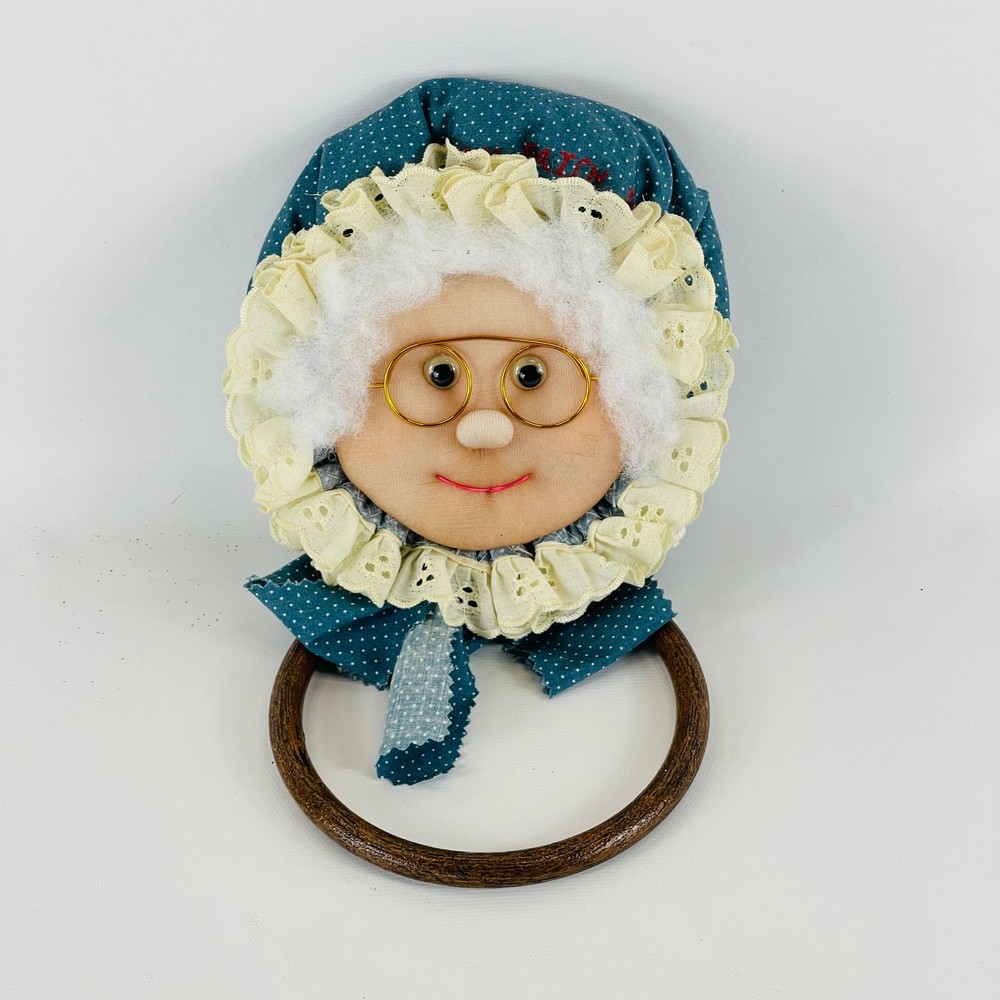 Granny Patch Hanging Towel Ring 5" Ring