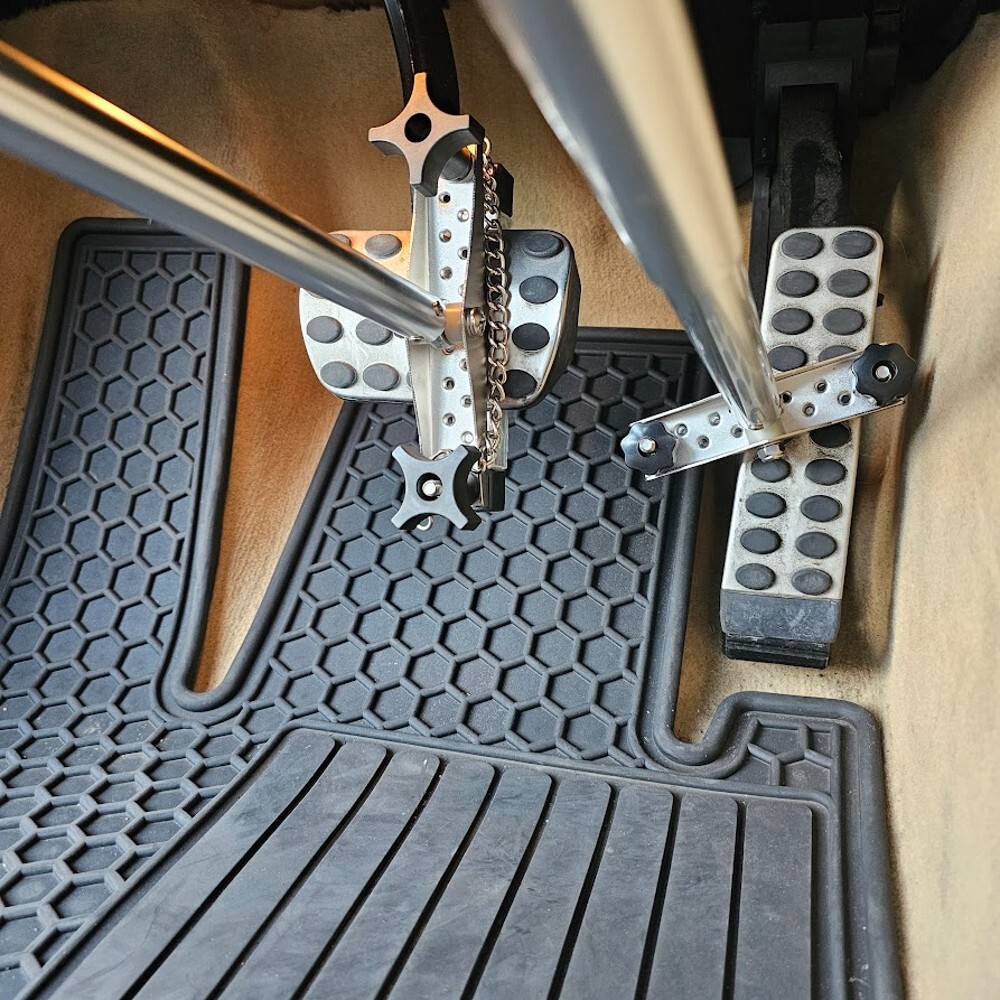 push Controls handle for Automatic Car. Disability Handicap - SCI - Driving Aid