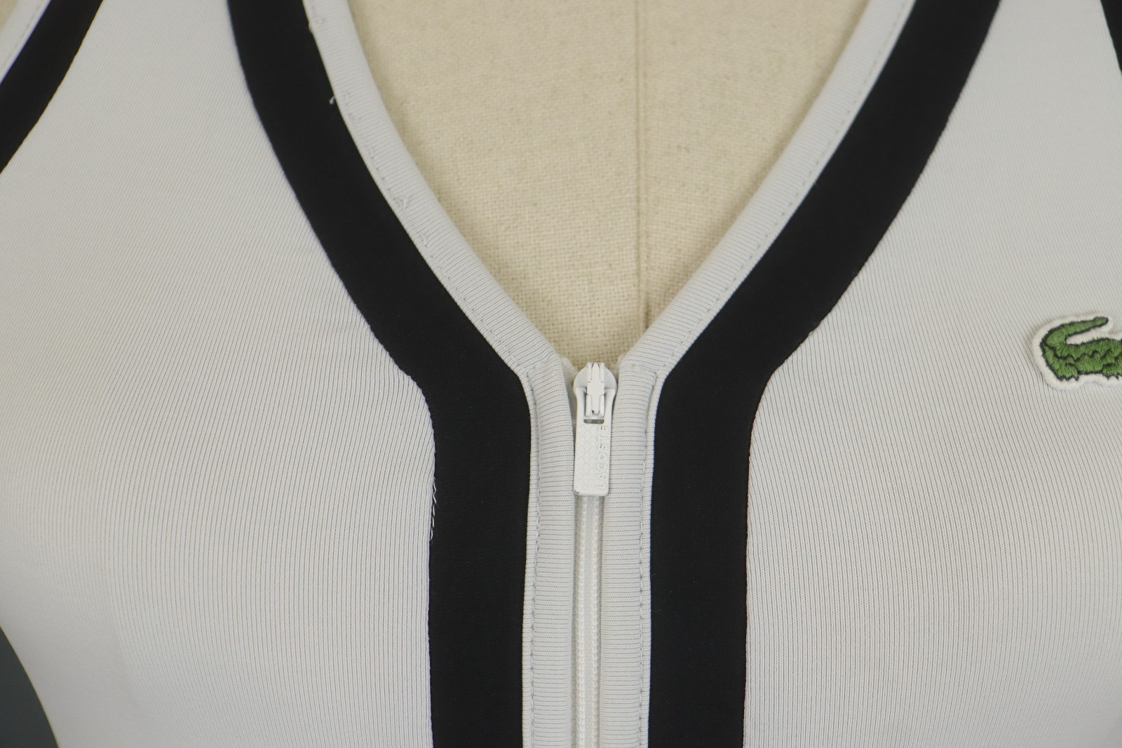 LACOSTE Sport White Black Stretch Sleeveless V-Neck 1/4 Zip Tennis Dress Size 40