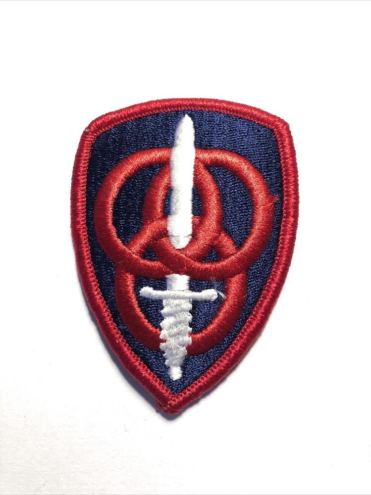 3rd Personnel Command U.S. Army Shoulder Patch Insignia