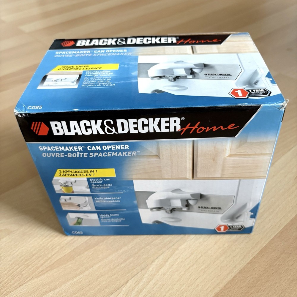 BLACK & DECKER Spacemaker Under Cabinet Can Opener & Knife Sharpener White CO85