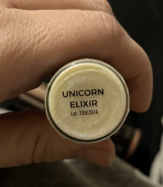 5 Makeup Revolution Liquid Highlighter