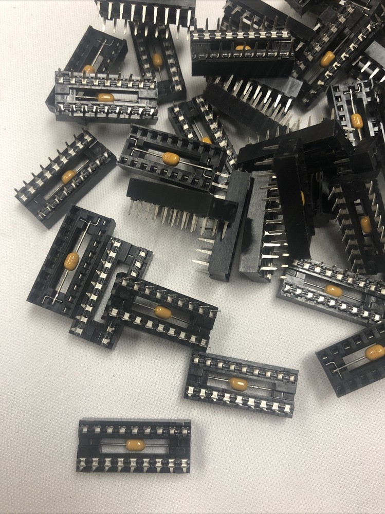 Socket 18 Pin , ID-D-7-5-5-8, Tegal?