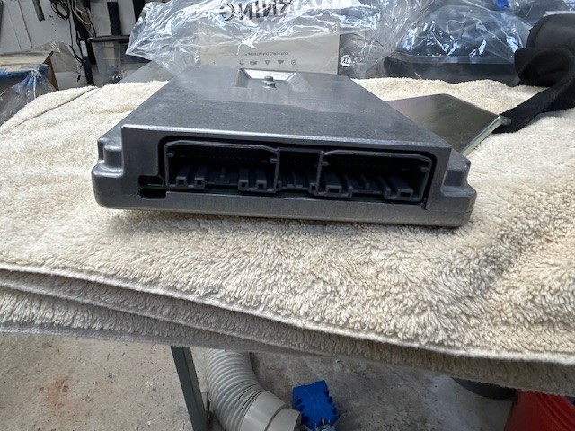 Genuine Mopar Amplifier 68207346AH