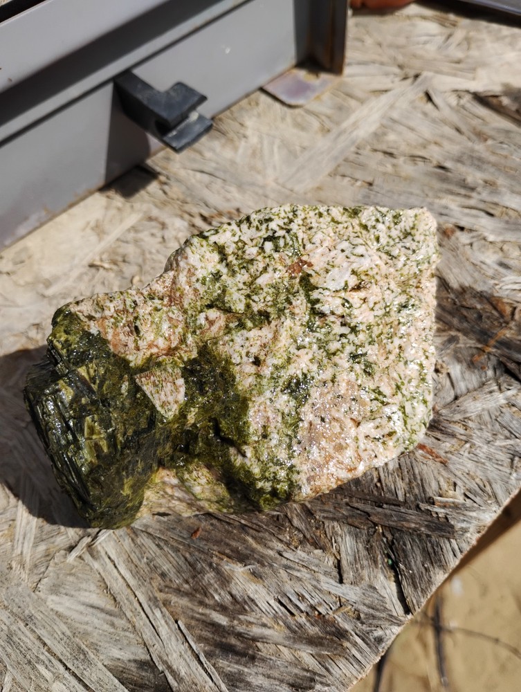 Epidote Specimen Rough Specimen Crystalized