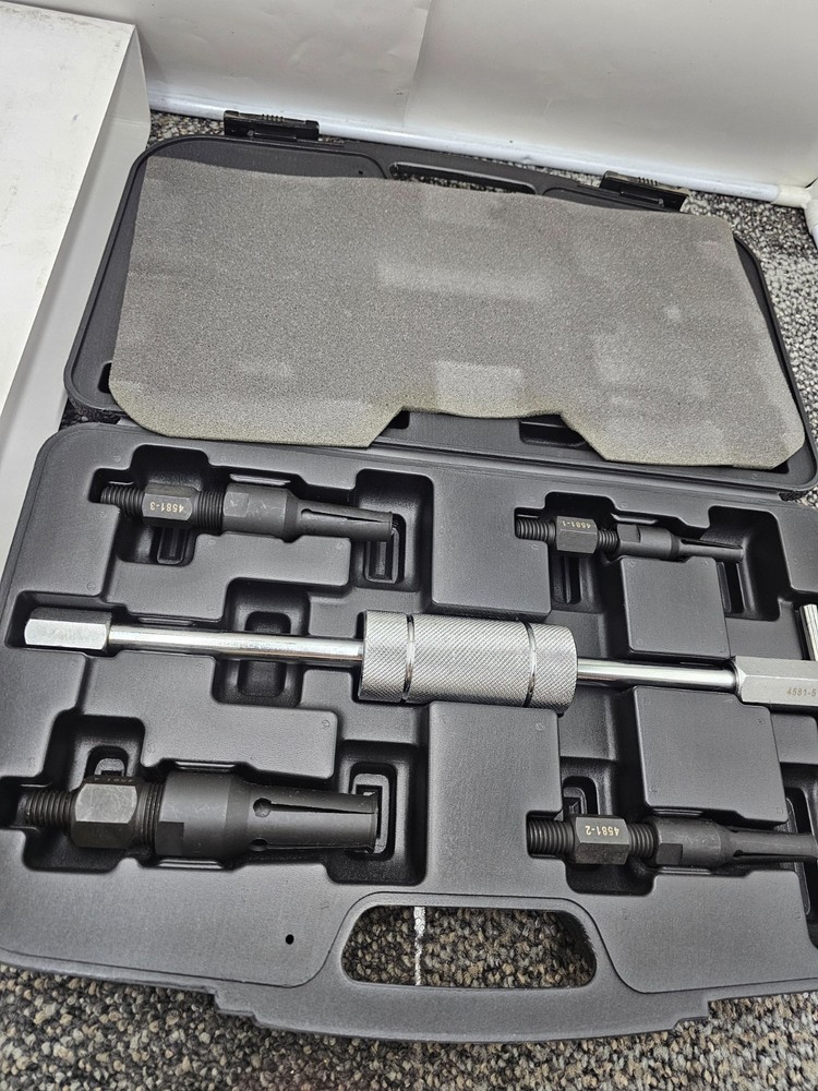 OTC 4581 Blind Hole Bearing Puller Tools Assembly