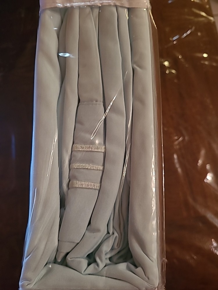 4 Pc Sheet Set Blue Glass Color