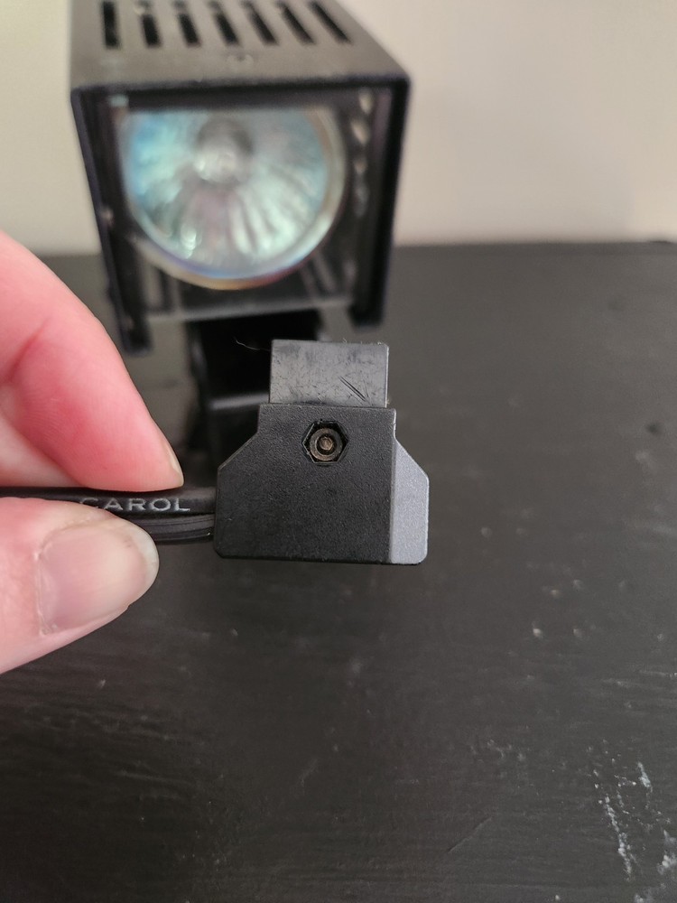 Vintage Anton Bauer Ultralight 2 Camera Mounted Light with D-Tap Plug - Untested