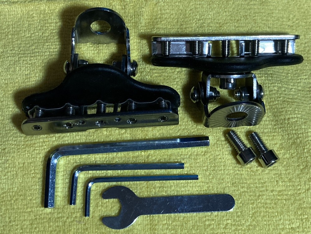 2pc light bar mounting brackets for ATV, UTV, SUV. Universal Clamp Mount.
