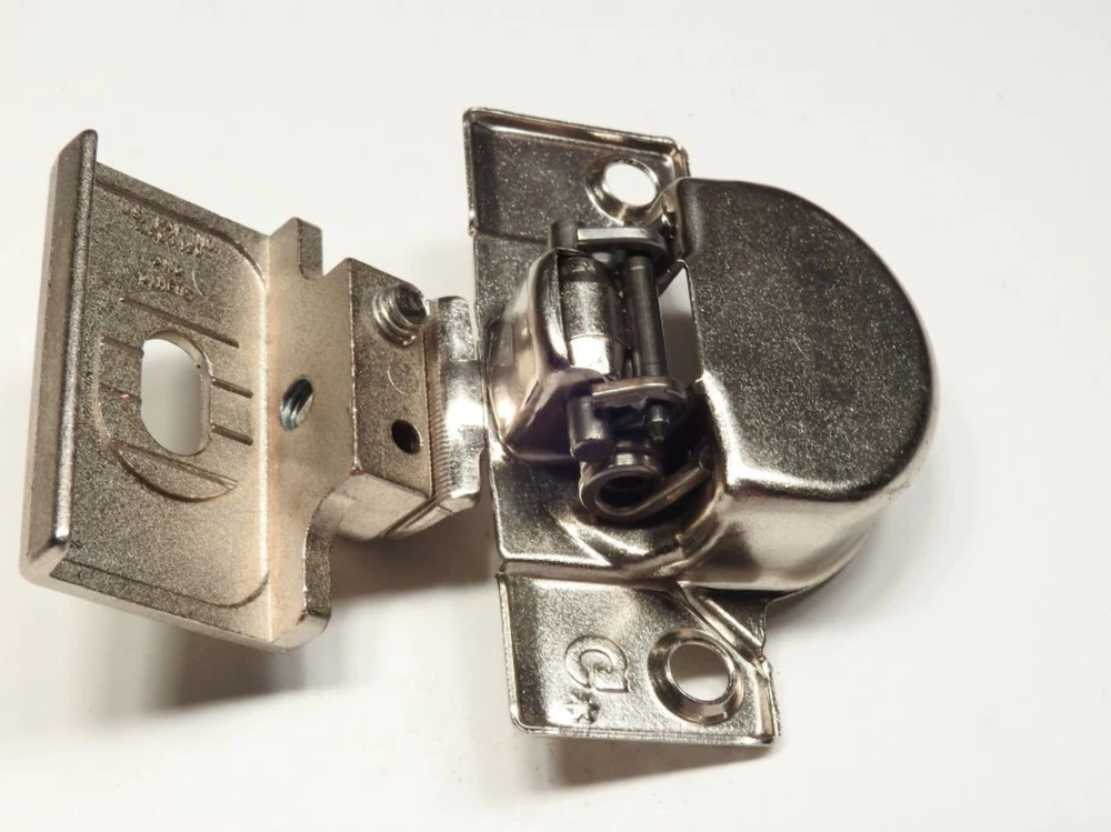 Grass 850 / 830-33 Nickel Hinge and mounting plate - Complete Hinge