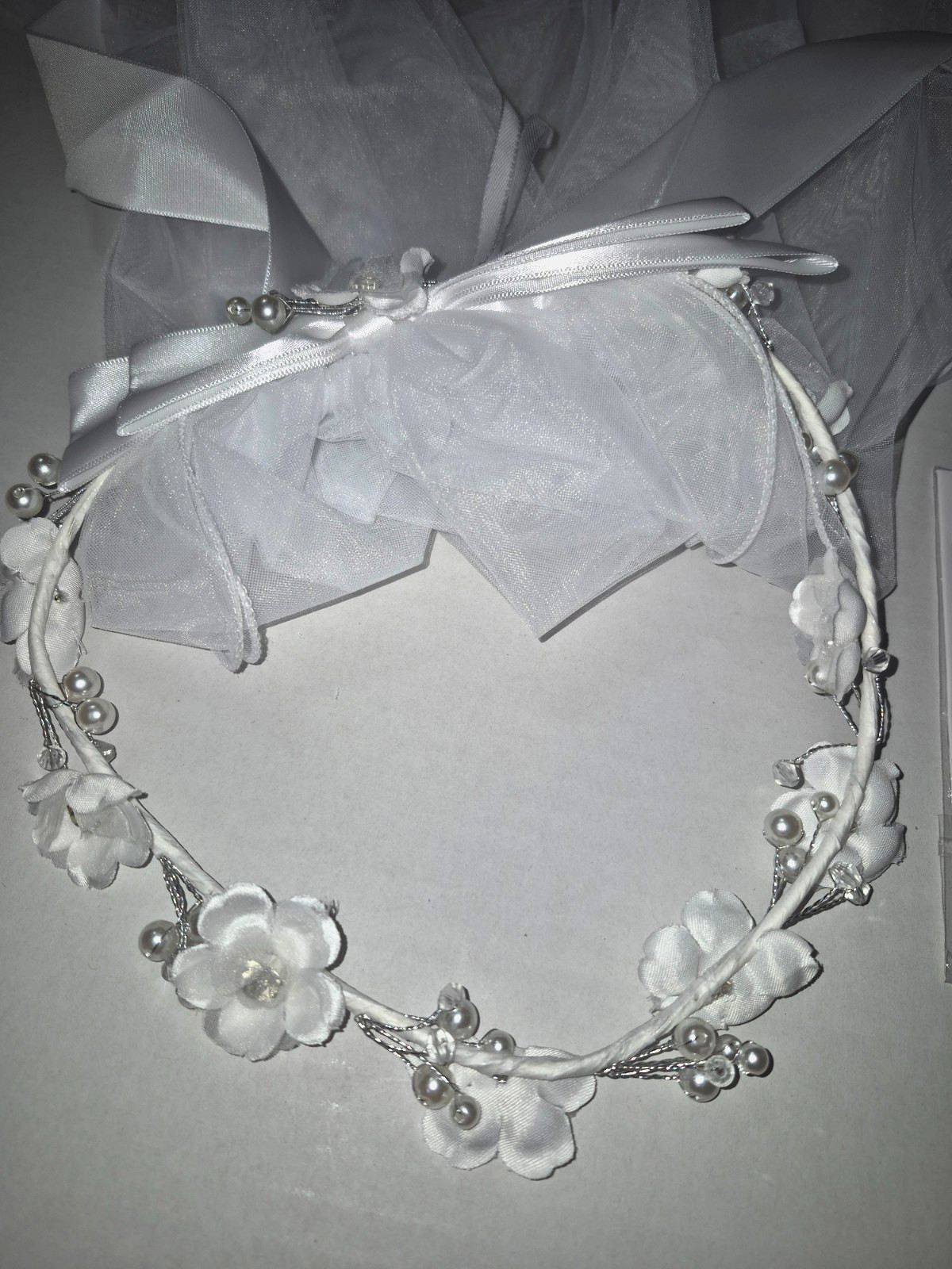 Girls First Communion Veil White Floral Crown w Pearls Rhinestones Headpiece NWT