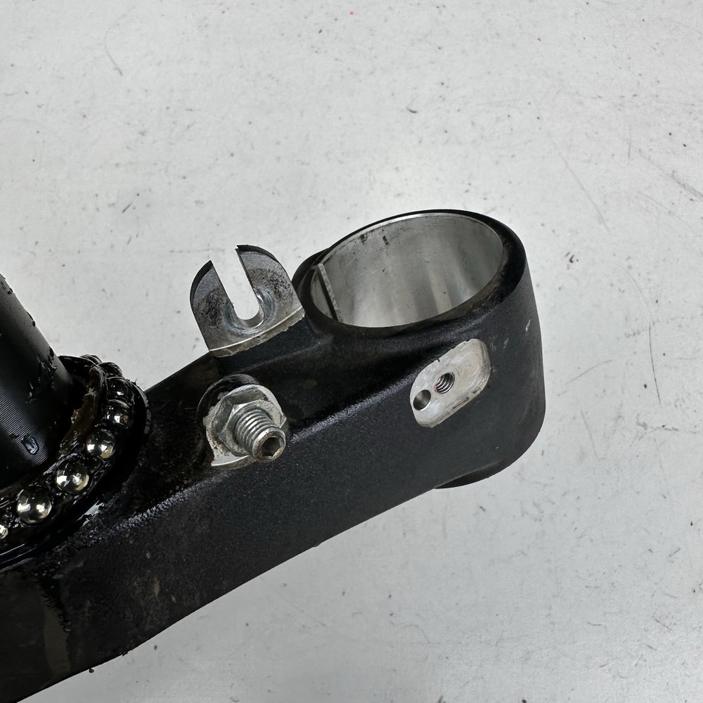 Ducati Monster 659 2013 Lower triple tree steering yoke bracket