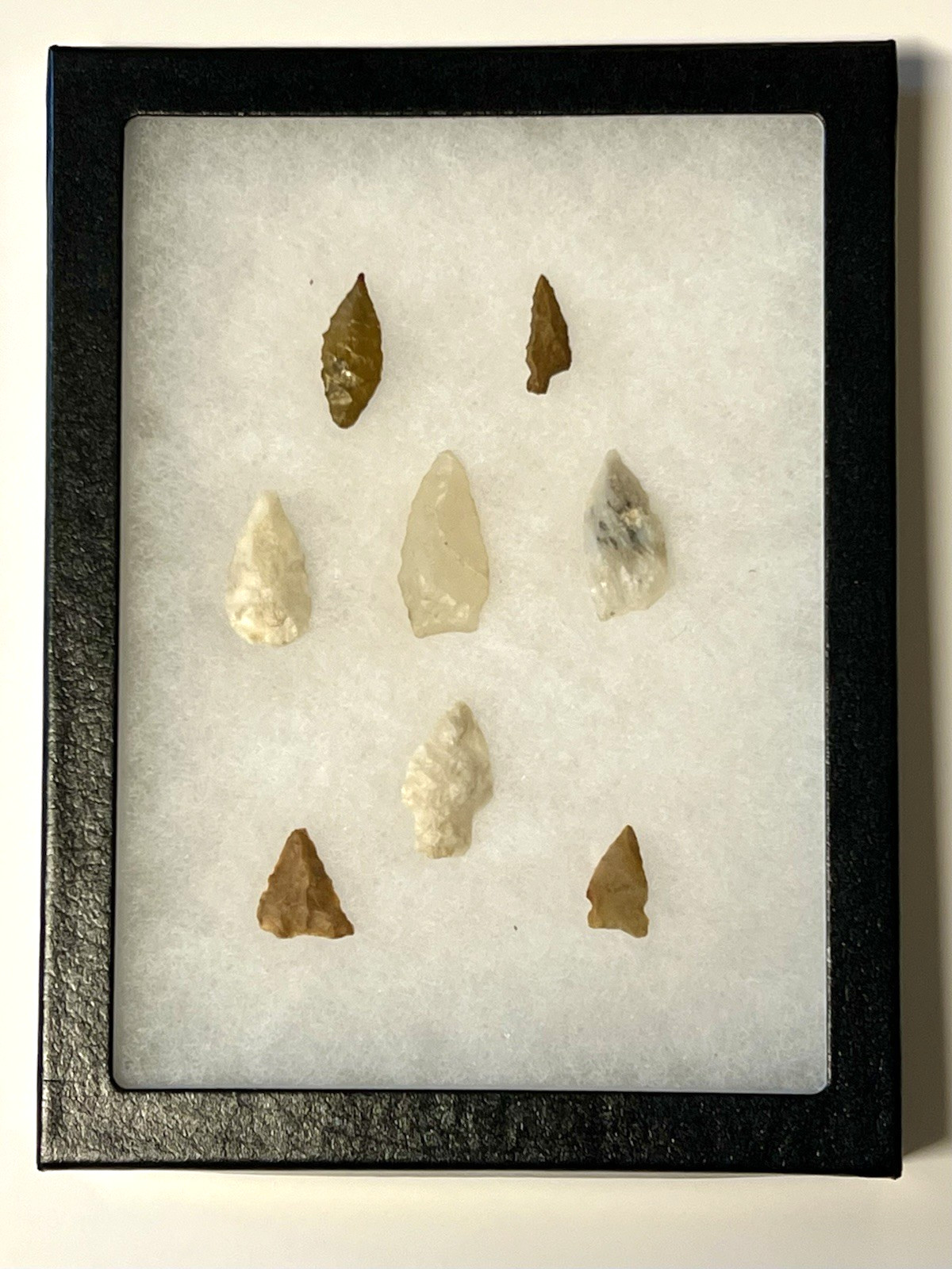 Antique Original Native American Indian Arrowheads; Ryker Glass Case; Qty 8 #A3