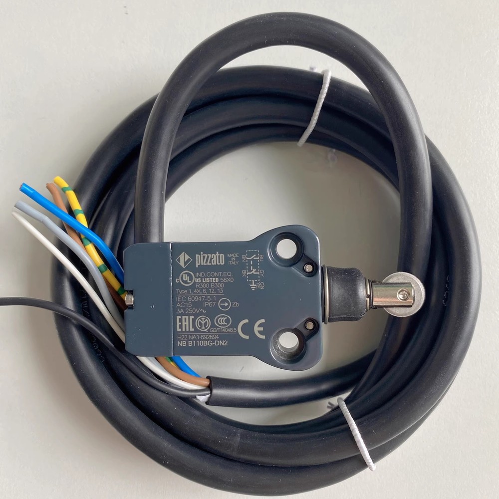 1pcs Pizzato Limit Switch NB B110BG-DN2 Position Switch