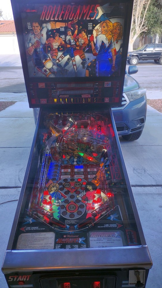 Williams RollerGames Pinball Machine