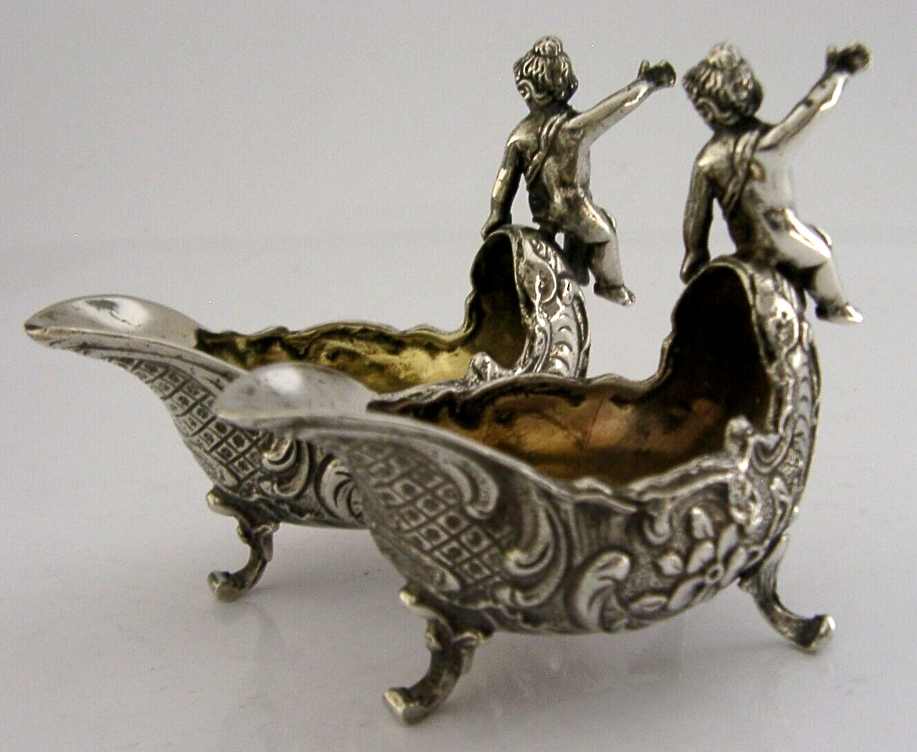 SUPERB CAST HANAU SOLID STERLING SILVER CHERUBS SALT CELLARS c1900 ANTIQUE