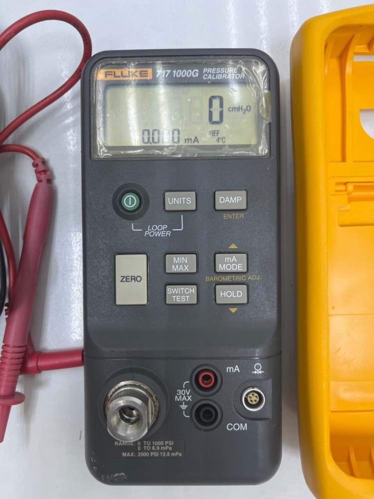 FLUKE 717 1000G Pressure Calibrator