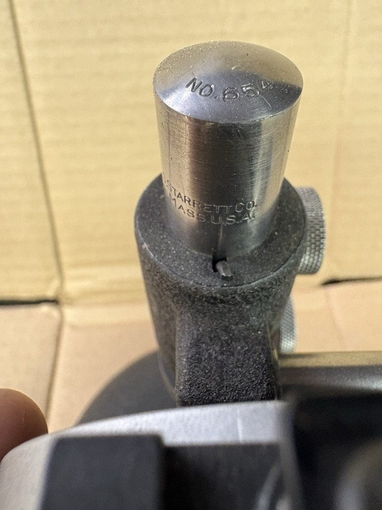 Starrett No. 654 Bench Comparator Stand W/655-141 Dial Indicator