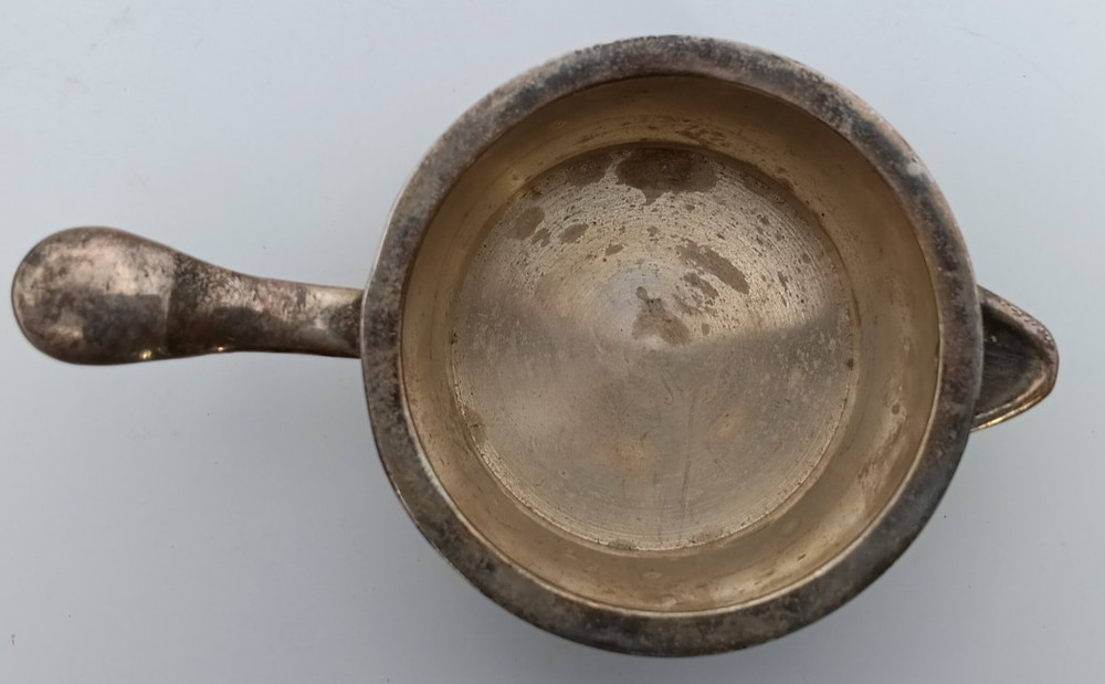 Silver plated stackable creamer and sugar set .