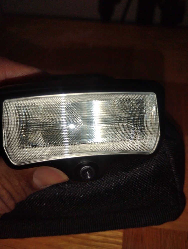 Panasonic DMW-FL28 external flash unit good condition