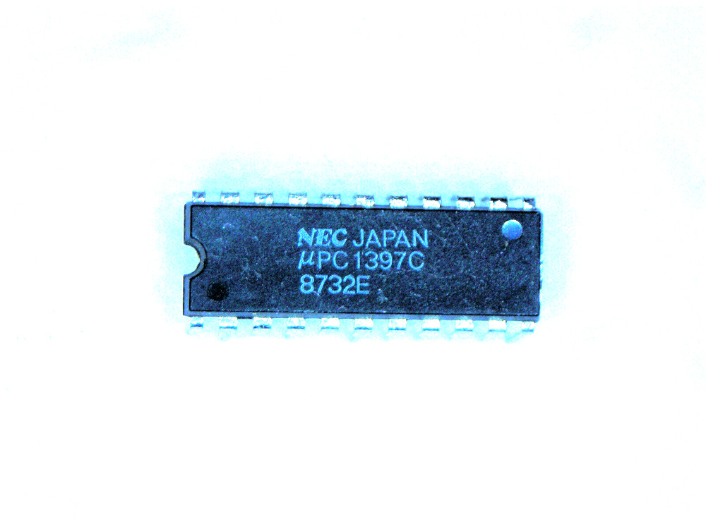 UPC1397C  "Original"  NEC 22P DIP IC  1 pc