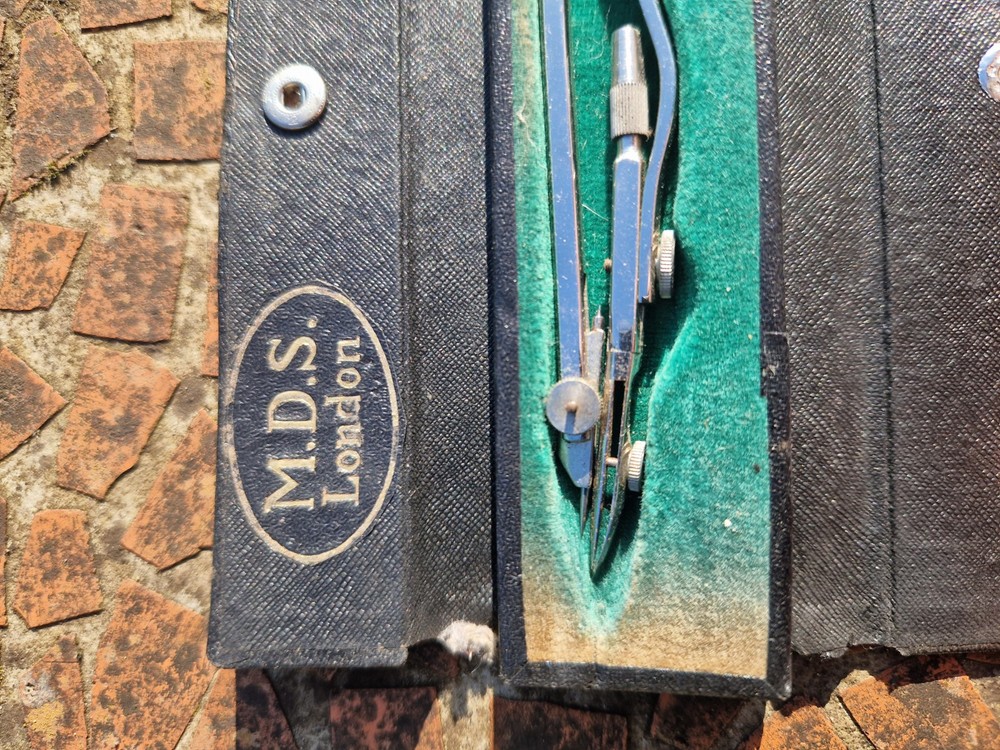 Vintage M.D.S. Drawing Compass In Box