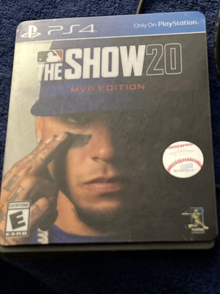 ps4 1tb bundle 2 Controllers All Cords And Multiple Games