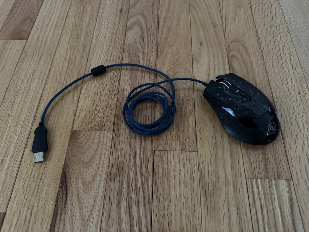 GX-M1 Wired Gaming Mouse (READ DESCRIPTION)