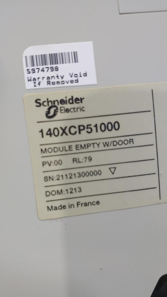 Schneider Electric 140XCP51000 EMPTY MODULE (USED)