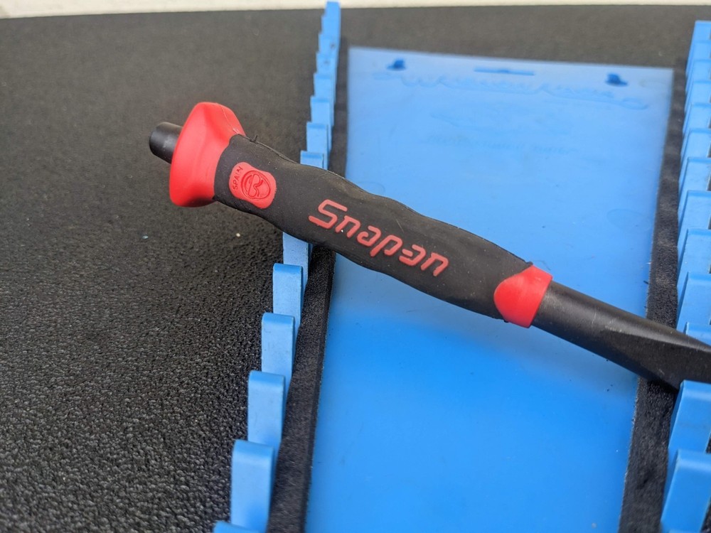 #bk818 Snap-on Tools NEW RED Soft Grip 3/8" Flat Edge Chisel PCSG812