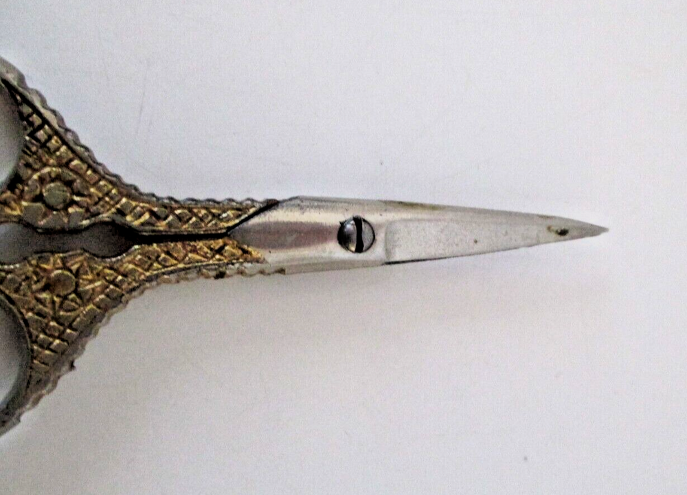 Needlework Embroidery Gold-Plated Scissors Ornate 3"