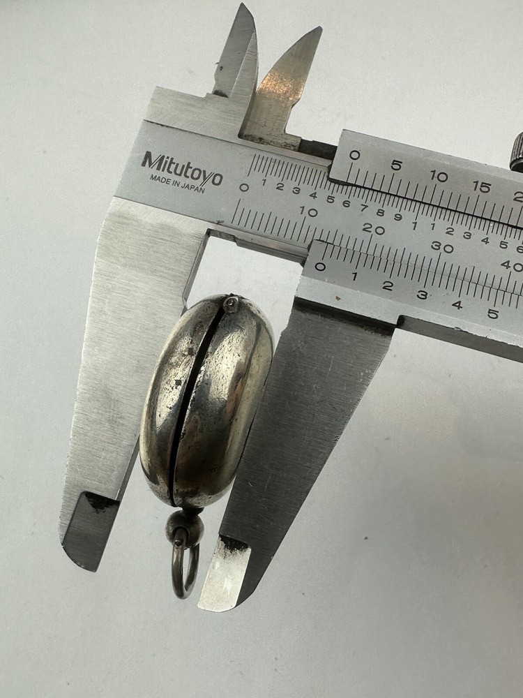 Antique Solid Silver Hallmarked Sovereign Single Case Available Worldwide