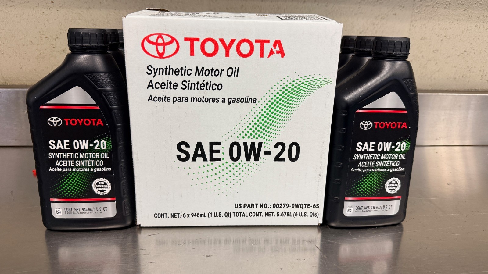 LEXUS/TOYOTA MOTOR OIL 0W-20 6 QTS IN A CASE 00279-0WQTE0-1T