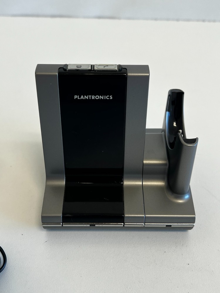 V5: Plantronics W01 Charging Base with Power Supply