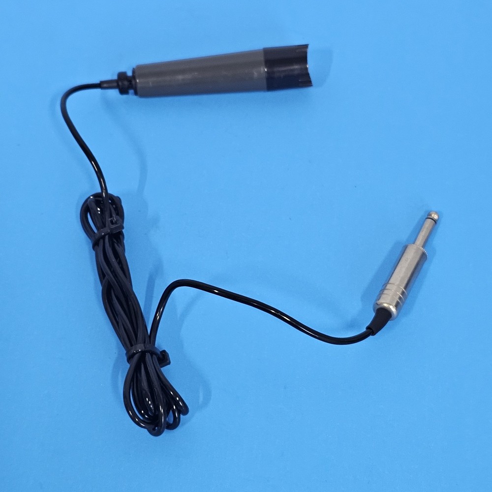 VINTAGE ROBERTS DYNAMIC MICROPHONE