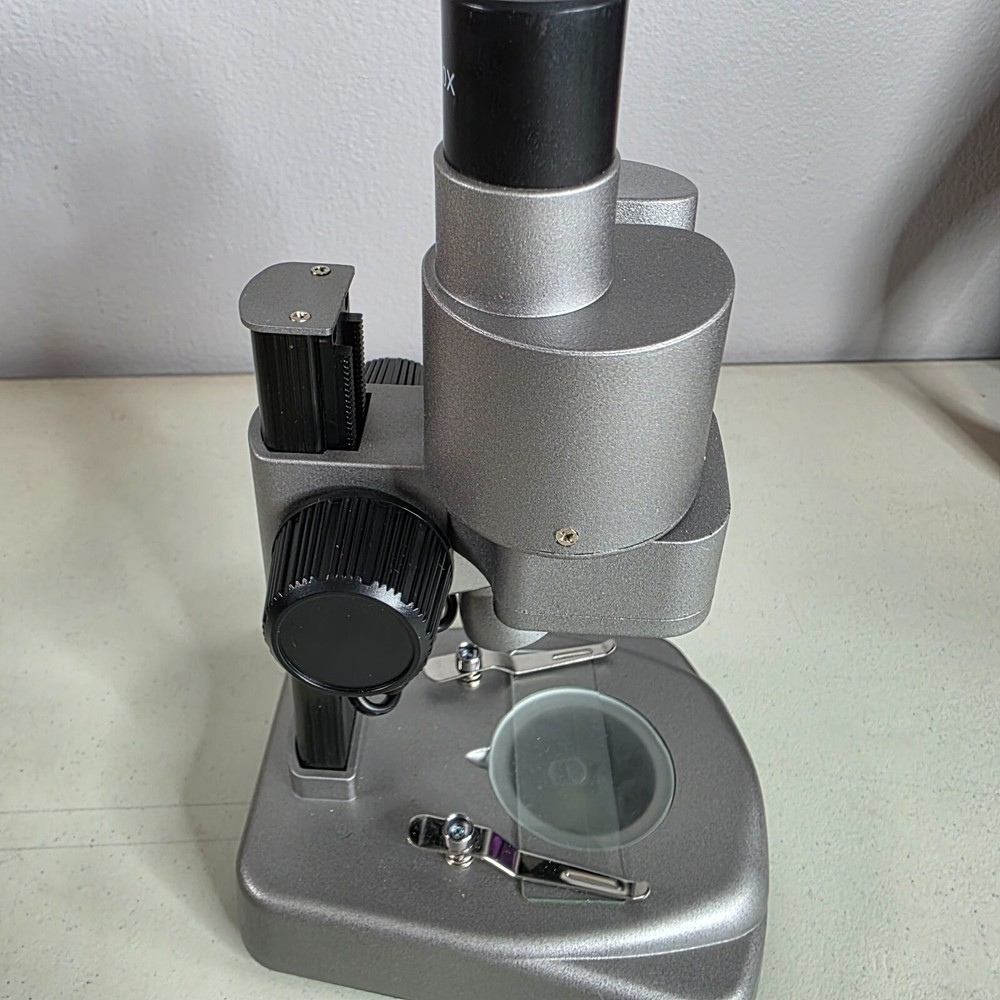 National Geographic Dual Microscope 9" STEM Slide Set Educational Science Tool