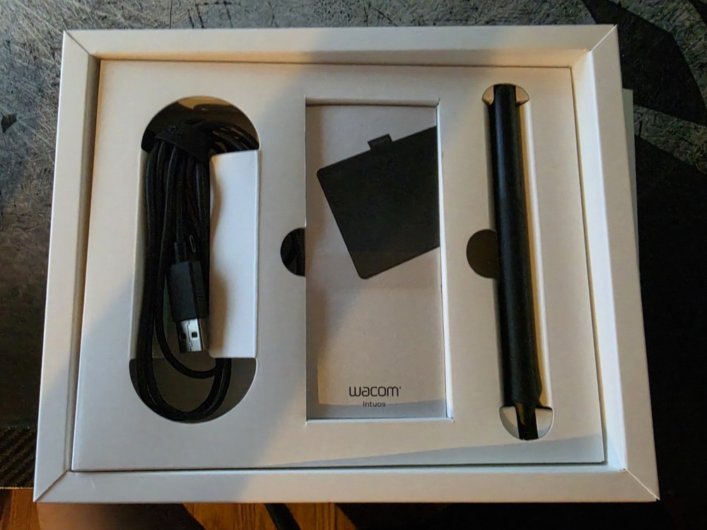 Wacom Intuos S Wireless Drawing Graphics Tablet - Black