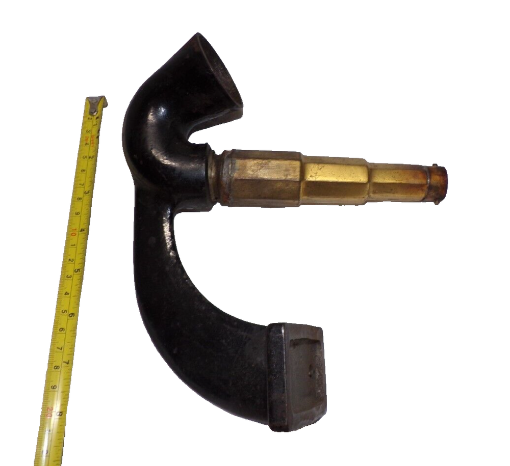 DISC PHONOGRAPH BACK BRACKET AND TONE ARM