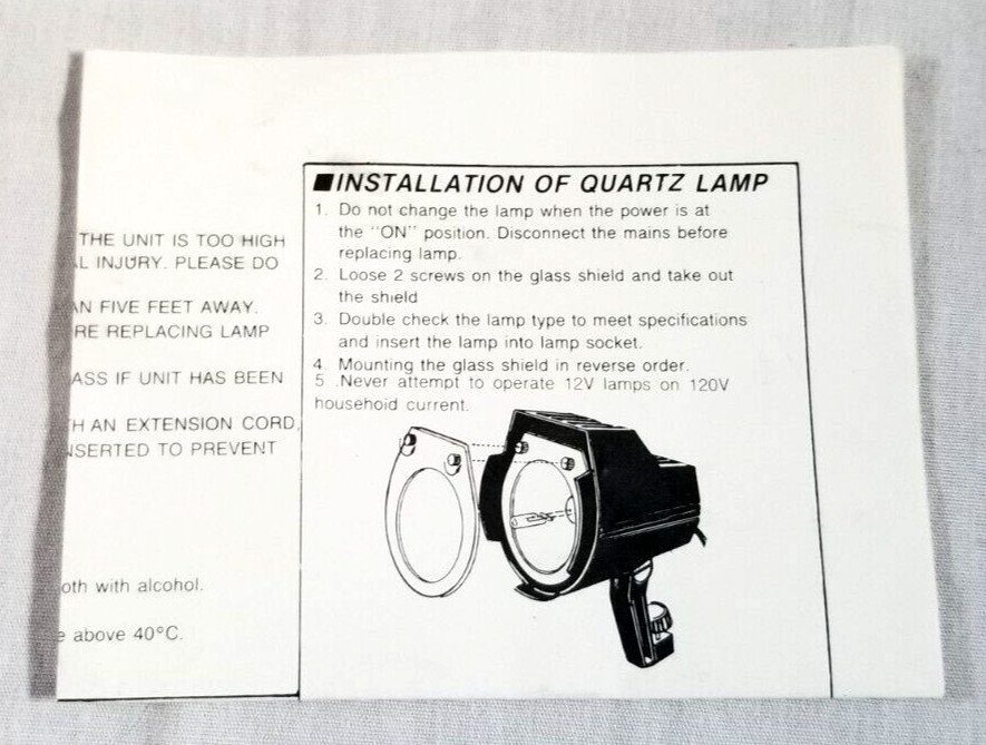 Packtronics Compact AC/DC Video Light Model LT-1 150 Watts w Mount Adaptor Cord