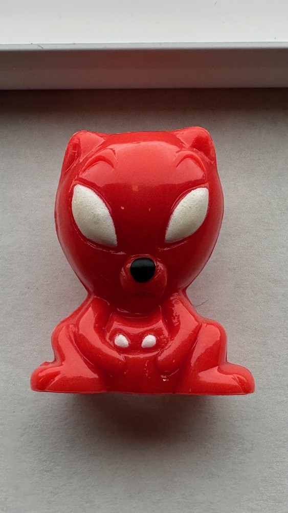 Gogo’s Crazy Bones Aliens Series - Red Solid - Which ones do you need?